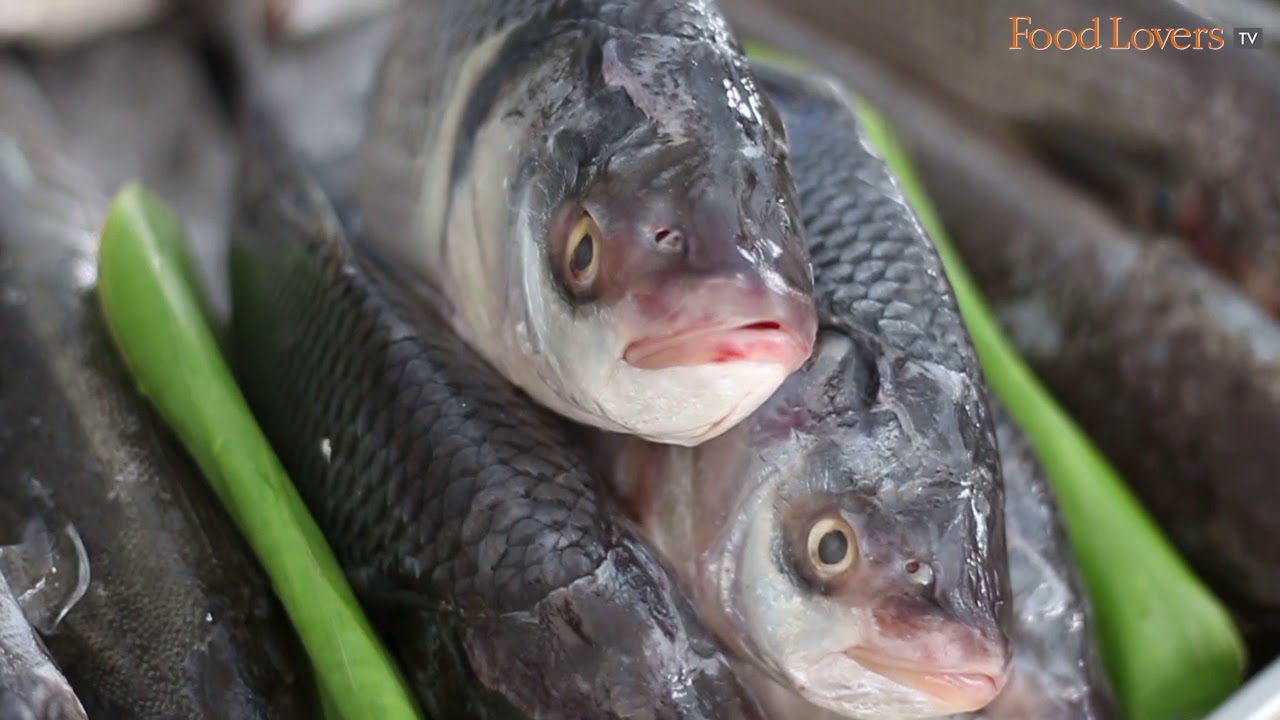 Do you ever wonder if raw pork smells?