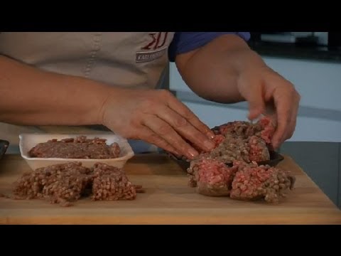 Do you ever wonder if cooked hamburger meat has gone bad before you even eat it?