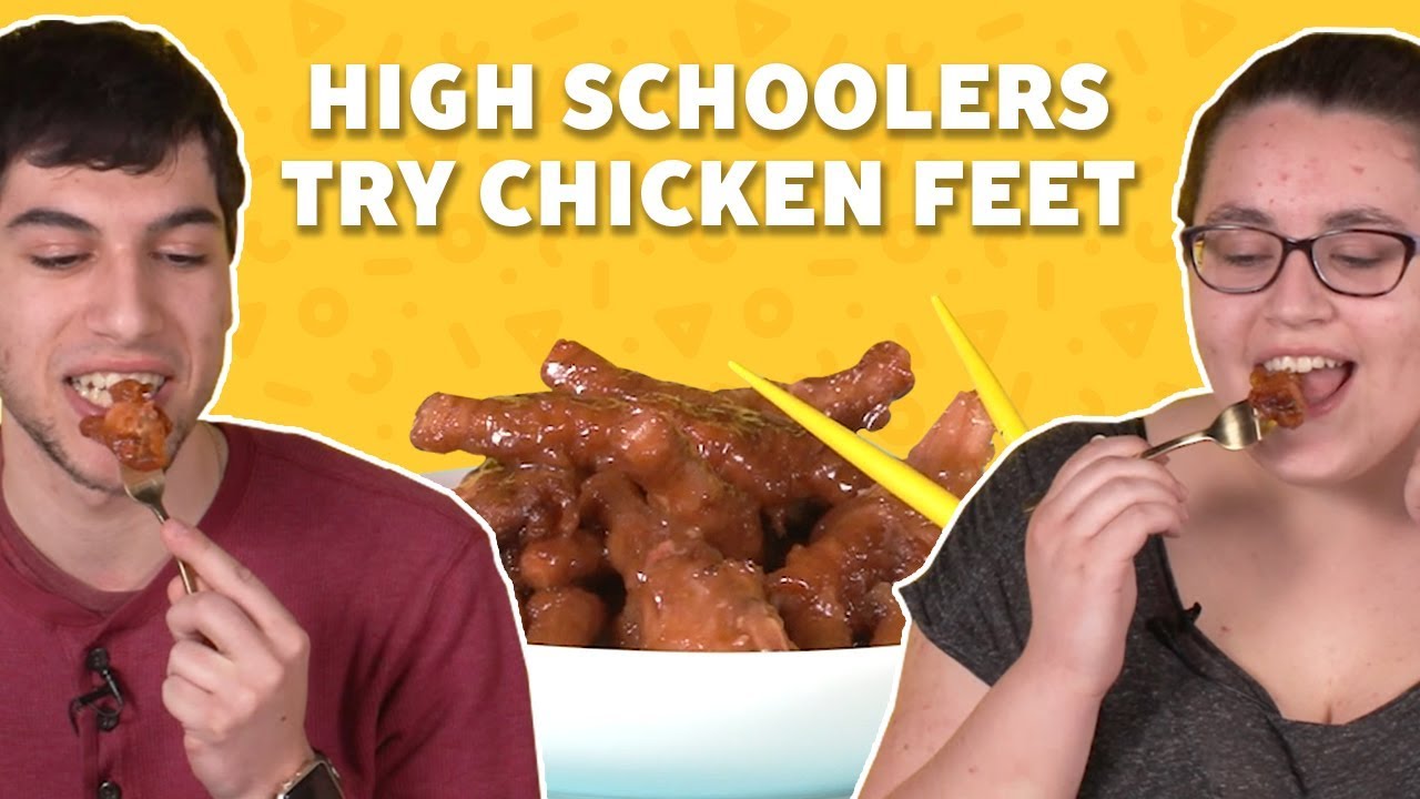 Have you ever wondered what chicken feet taste like, the scientific answer is that they are between 50% and 70% bone. 