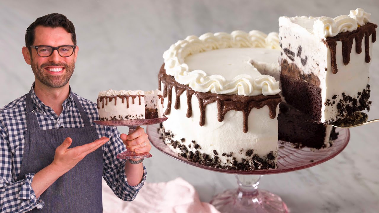 A blog article about how long ice cream cake lasts, what the expiration date for ice cream cake is, and if ice cream cake goes bad.